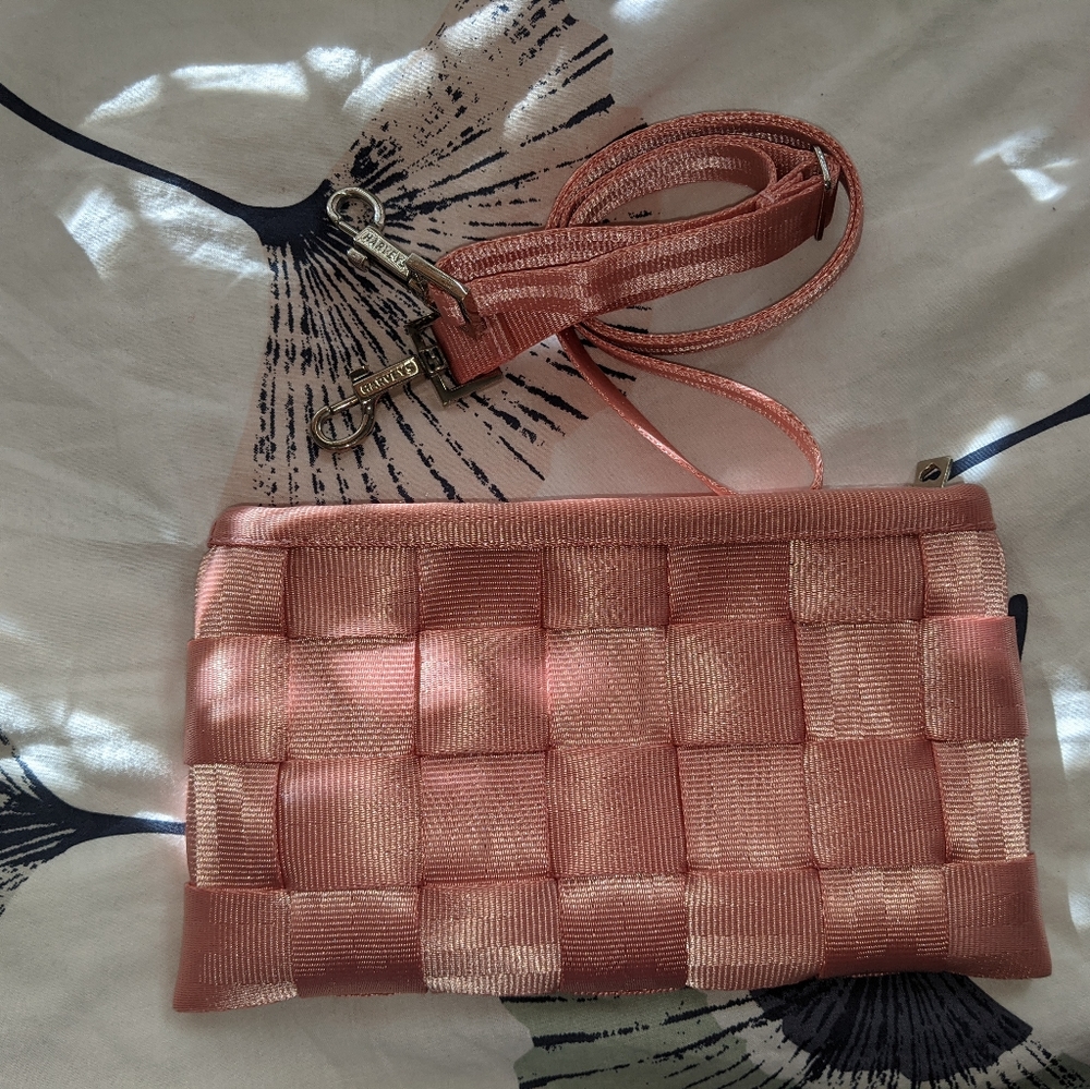 Harvey Light Pink Hippack
